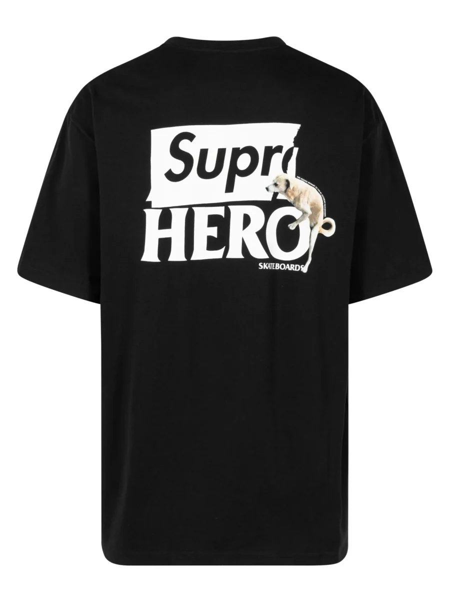 Supreme - playera Dog de Supreme x ANTIHERO